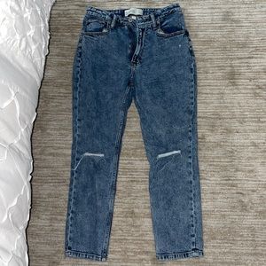 Abercrombie & Fitch Mom Jean Size 27